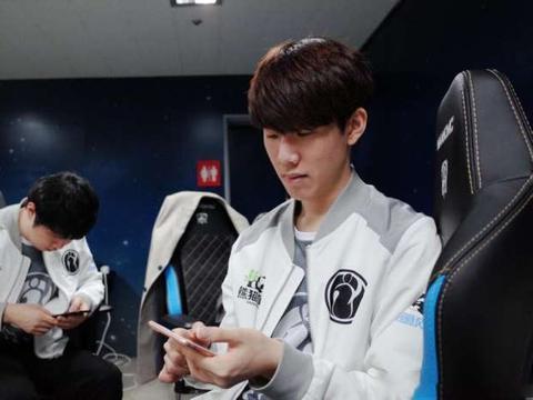 屋漏偏逢连夜雨，FNC掉入败者组还遭遇这种事