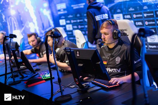 Doinb ：教练不要晚上天天打那个B排位啊 去看看别的队伍的训练赛