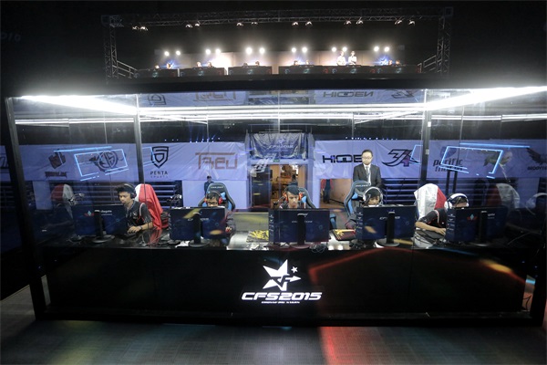 外媒分享2025年值得关注的AD TOP5：Uzi上榜